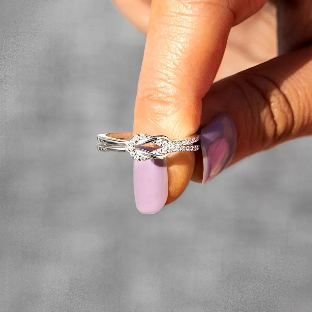 EVERLASTING BOND MATCHING SQUARE KNOT RING