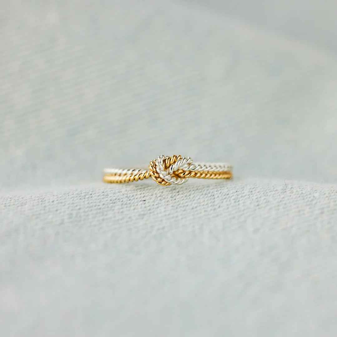 HANDCRAFTED KNOT PROMISE RING